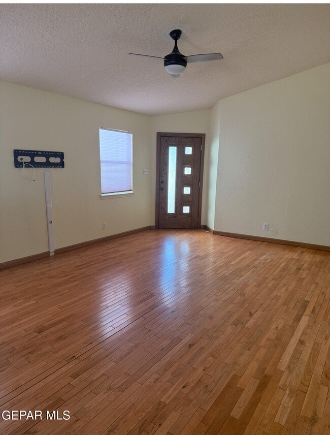Building Photo - 2481 Tierra Rica Way