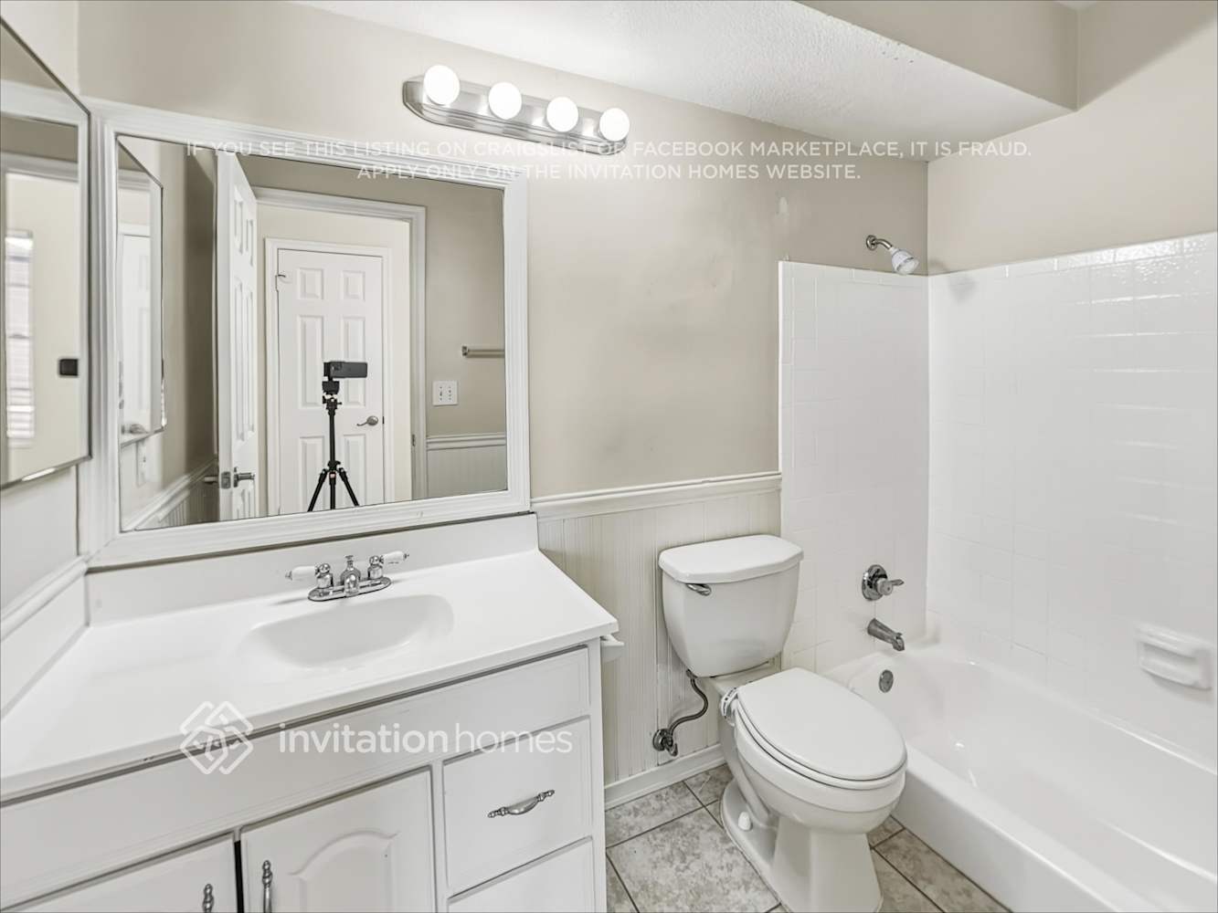 Building Photo - 4944 W Wescott Dr