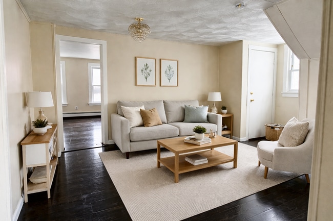 Building Photo - 37 Hotchkiss St