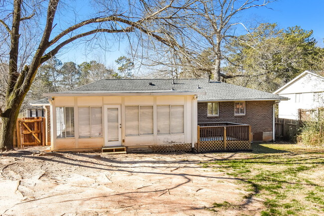 Building Photo - 10180 Foxfire Terrace