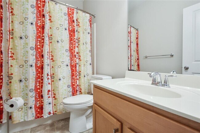 Building Photo - 2641 Portbury Place Northeast