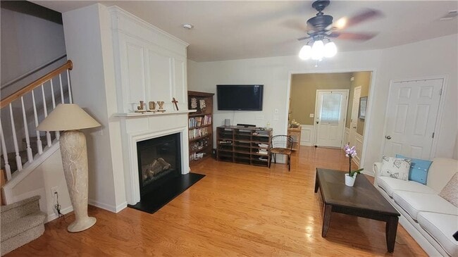 Building Photo - 3701 Postwaite Cir NW