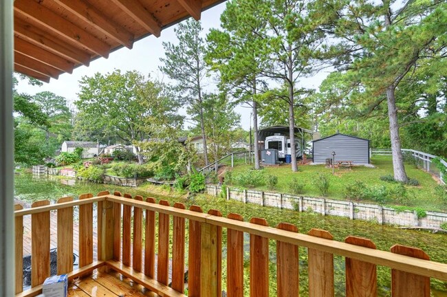 Building Photo - 9574 Darkwood St