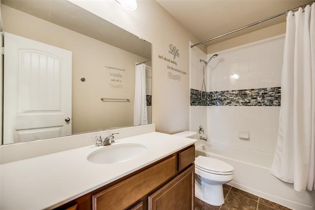 Building Photo - 1119 Roman Dr