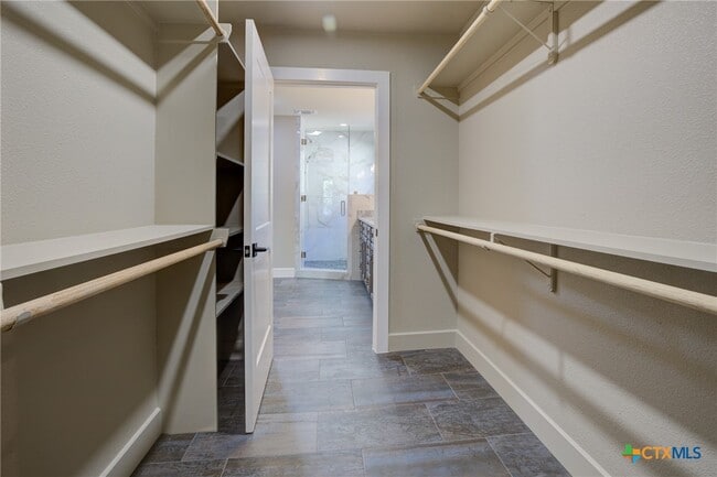 Building Photo - 2934 Colleen Dr