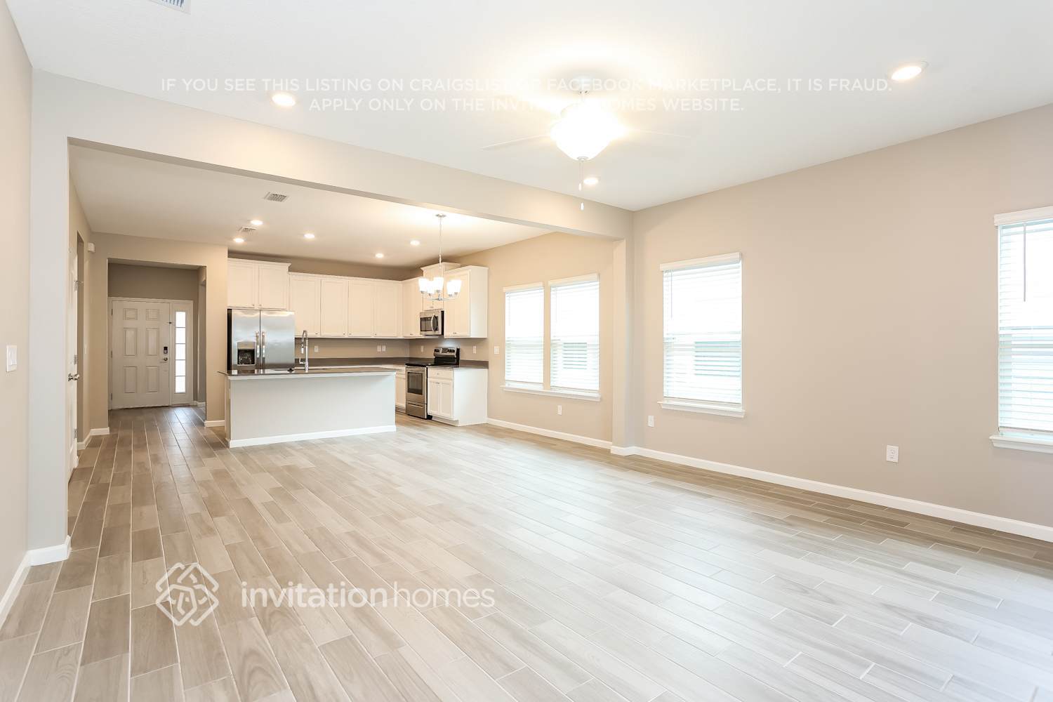 Building Photo - 10051 Lemon Grass Ln