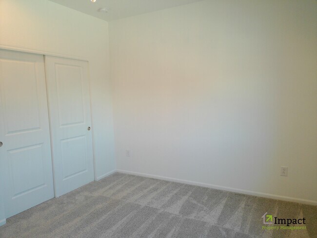 Building Photo - 1656 S Tower Rd