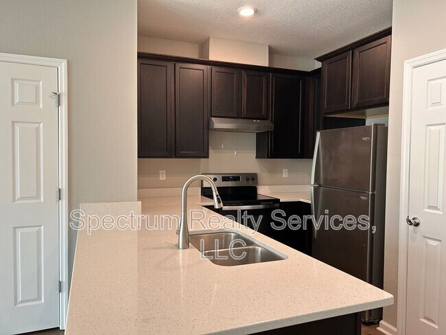 Building Photo - 9798 Fiddleback Ln