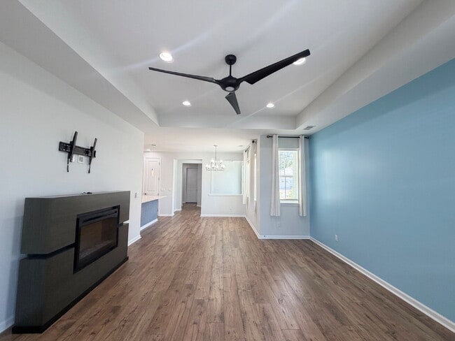 Building Photo - Beautiful Designed Two Bedroom Home in Margaritaville