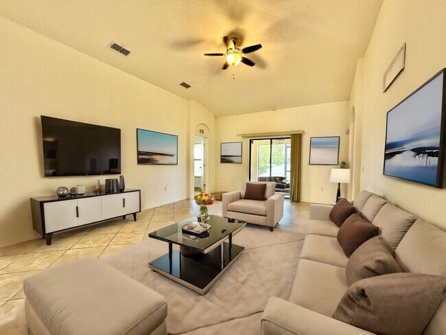 Building Photo - Designed for Living! 4beds, 2baths, attic ...