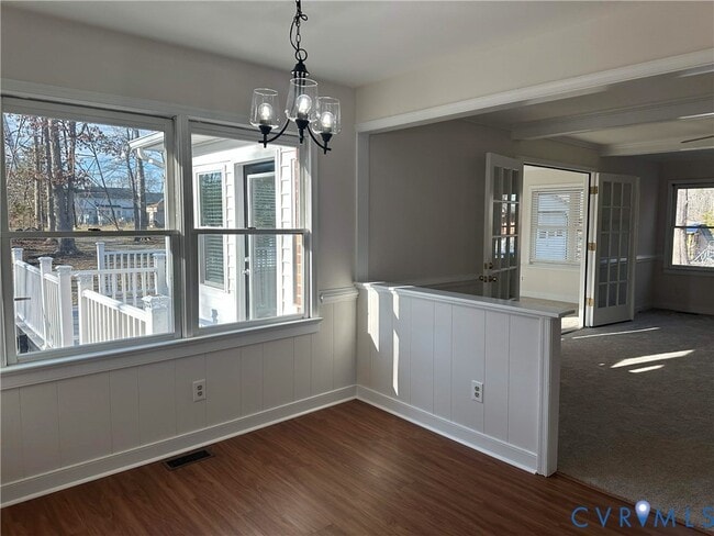 Building Photo - 10510 Courtney Rd