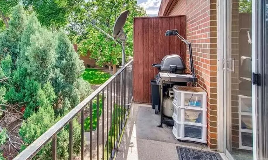 Building Photo - 10145 W 25th Ave