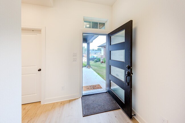 Building Photo - 17459 Vino Vines Ln