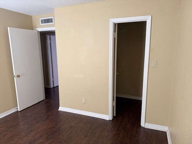 Building Photo - SERRAVELLA 2-BEDROOM CONDO