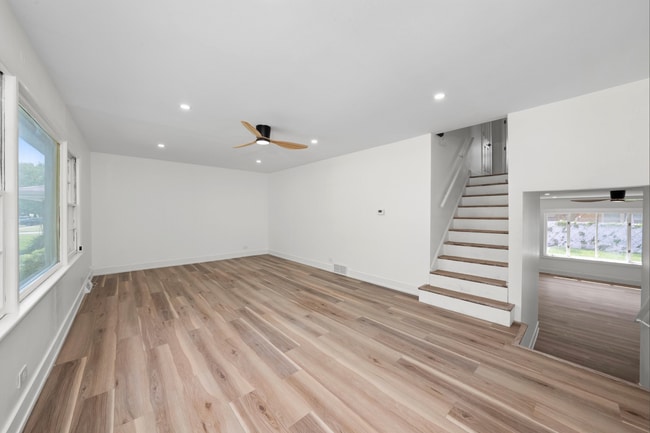 Building Photo - 16030 University Ave