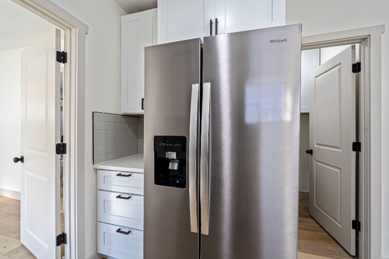 Building Photo - 605-607-607 S Champion Ave