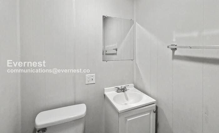 Building Photo - 1528 34th St Ensley