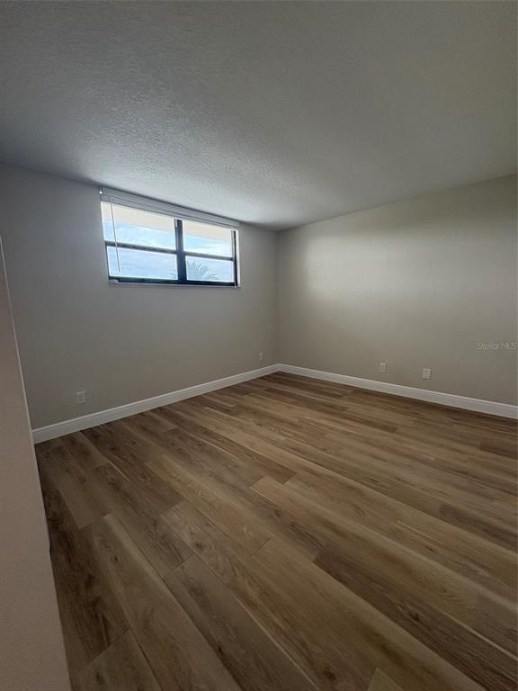 Building Photo - 250 Woodette Dr