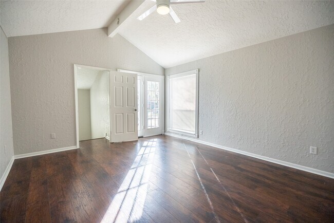 Building Photo - 13314 Ravensway Dr