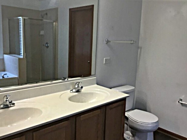 Building Photo - 16316 Spring Creek Ln