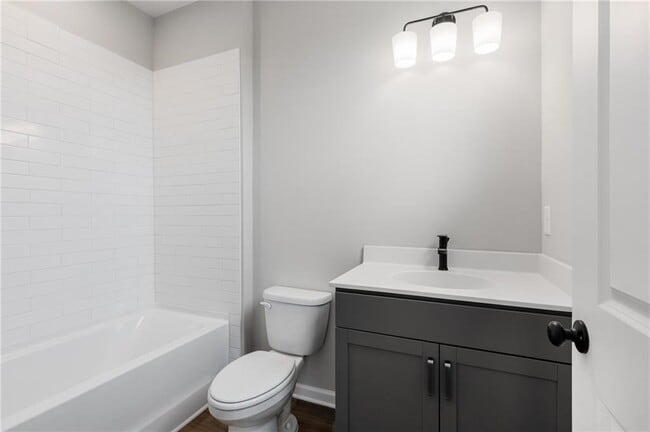 Building Photo - 426 Argosy Circle