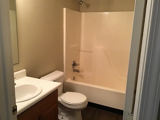 Building Photo - 8453 Trappers Ct