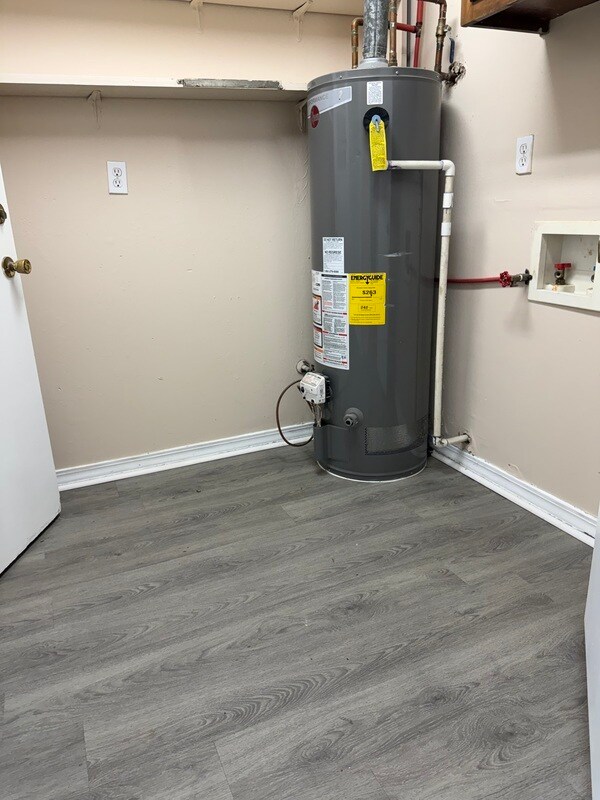 Building Photo - 4925 Janice Dr