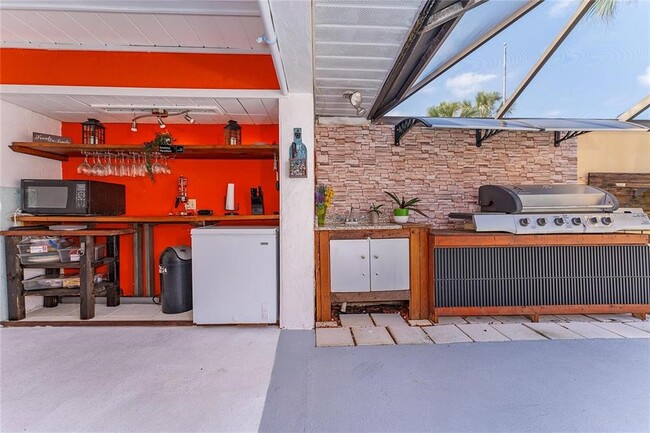 Building Photo - 5053 Maui Cir