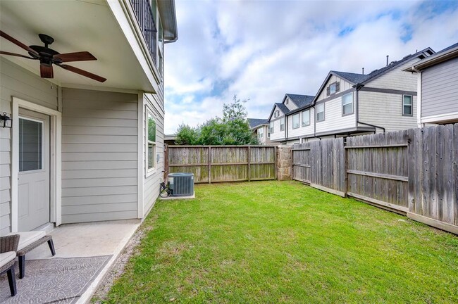Building Photo - 5554 Sallow Bay Ln