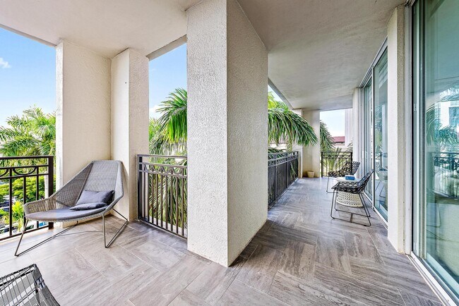Building Photo - 550 Okeechobee Blvd