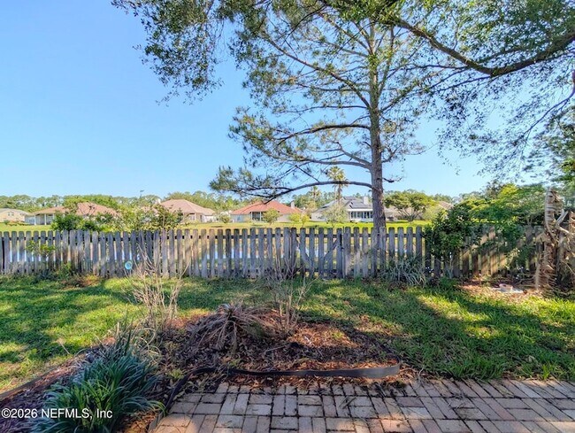 Building Photo - 12171 Basalt Dr N