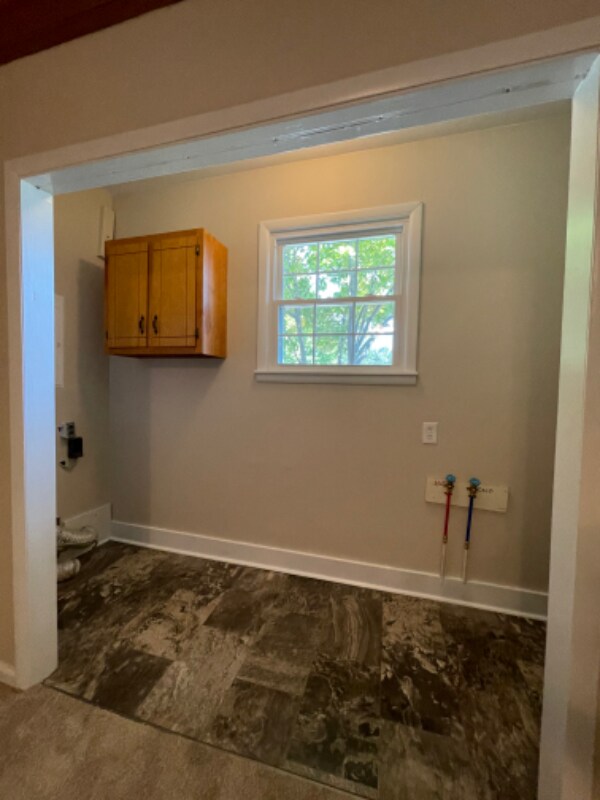Building Photo - 106 Herbison Ln