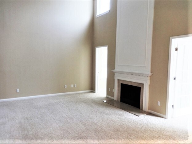 Building Photo - 2236 Blakers Blvd