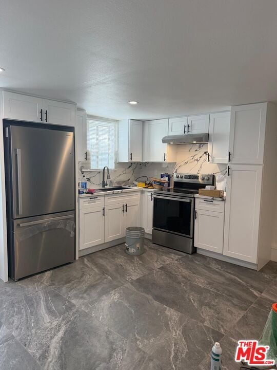 Building Photo - 160 W 59th St