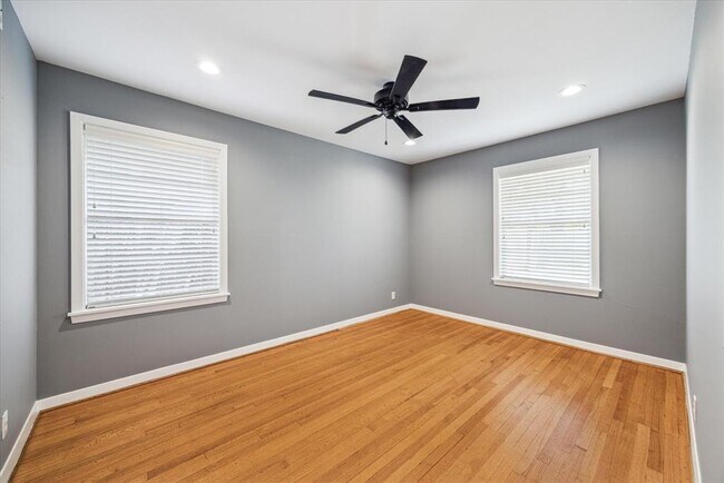 Building Photo - 5409 Libbey Dr