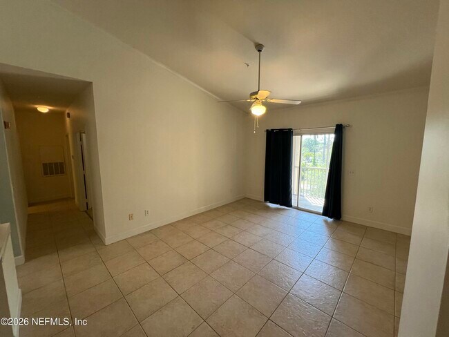 Building Photo - 170 Veracruz Dr