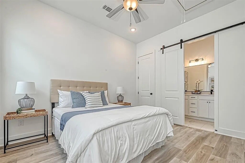 Building Photo - 9306 Arledge St