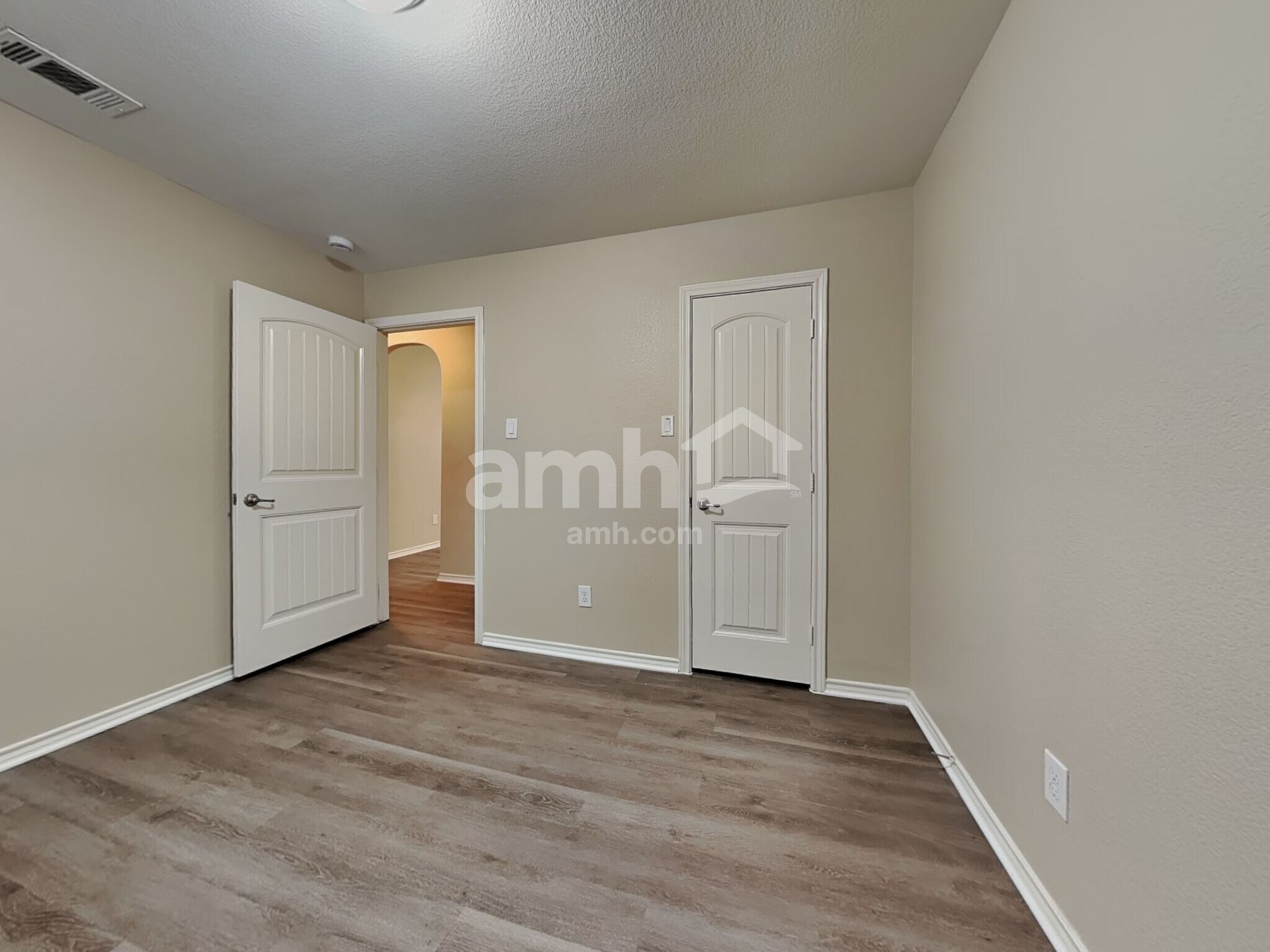 Building Photo - 5040 Britton Ridge Ln