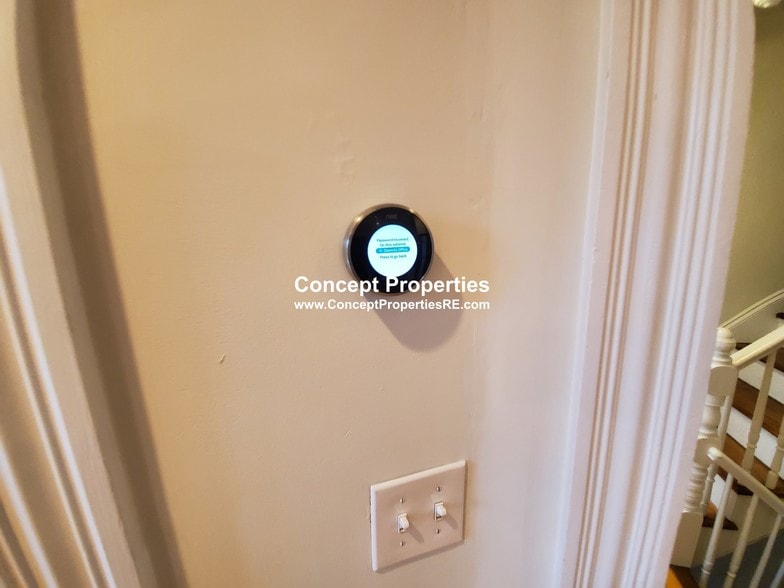 Building Photo - 48 Warwick St