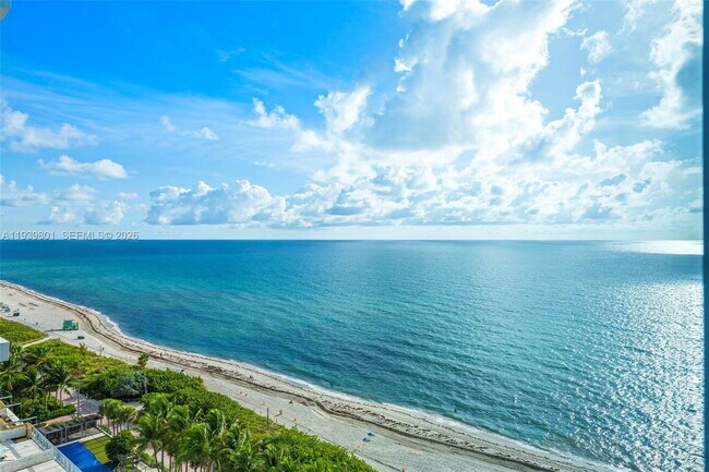 Building Photo - 6801 Collins Ave