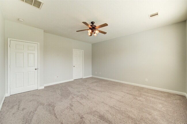 Building Photo - 5015 Shale Grove Ct