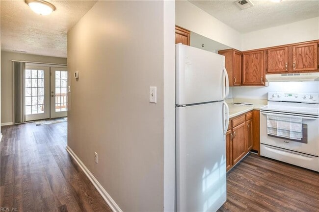 Building Photo - 1628 Angel Ct