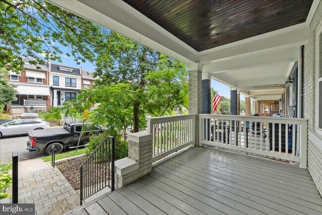 Building Photo - 1273 Oates St NE