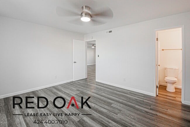 Building Photo - 615 Erie St