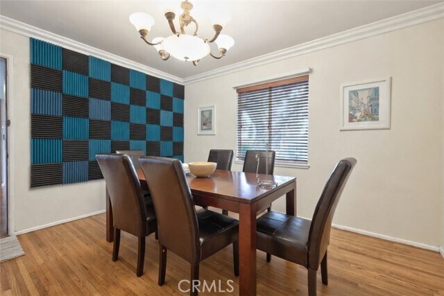 Building Photo - 2895 Woodlawn Ave