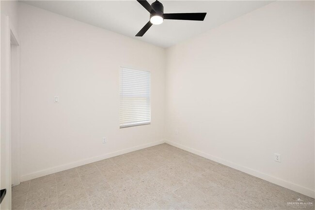 Building Photo - 19 S 25th St