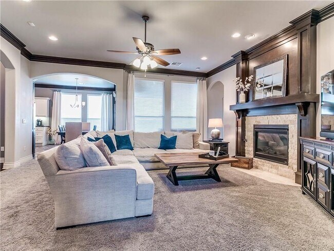 Building Photo - Beautiful home + Deer Creek Schools + 4 bedroom + 2.5 bathrooms