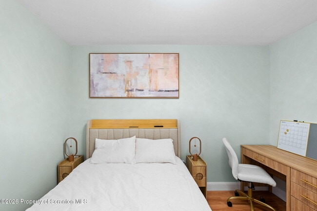 Building Photo - 220 Linden St