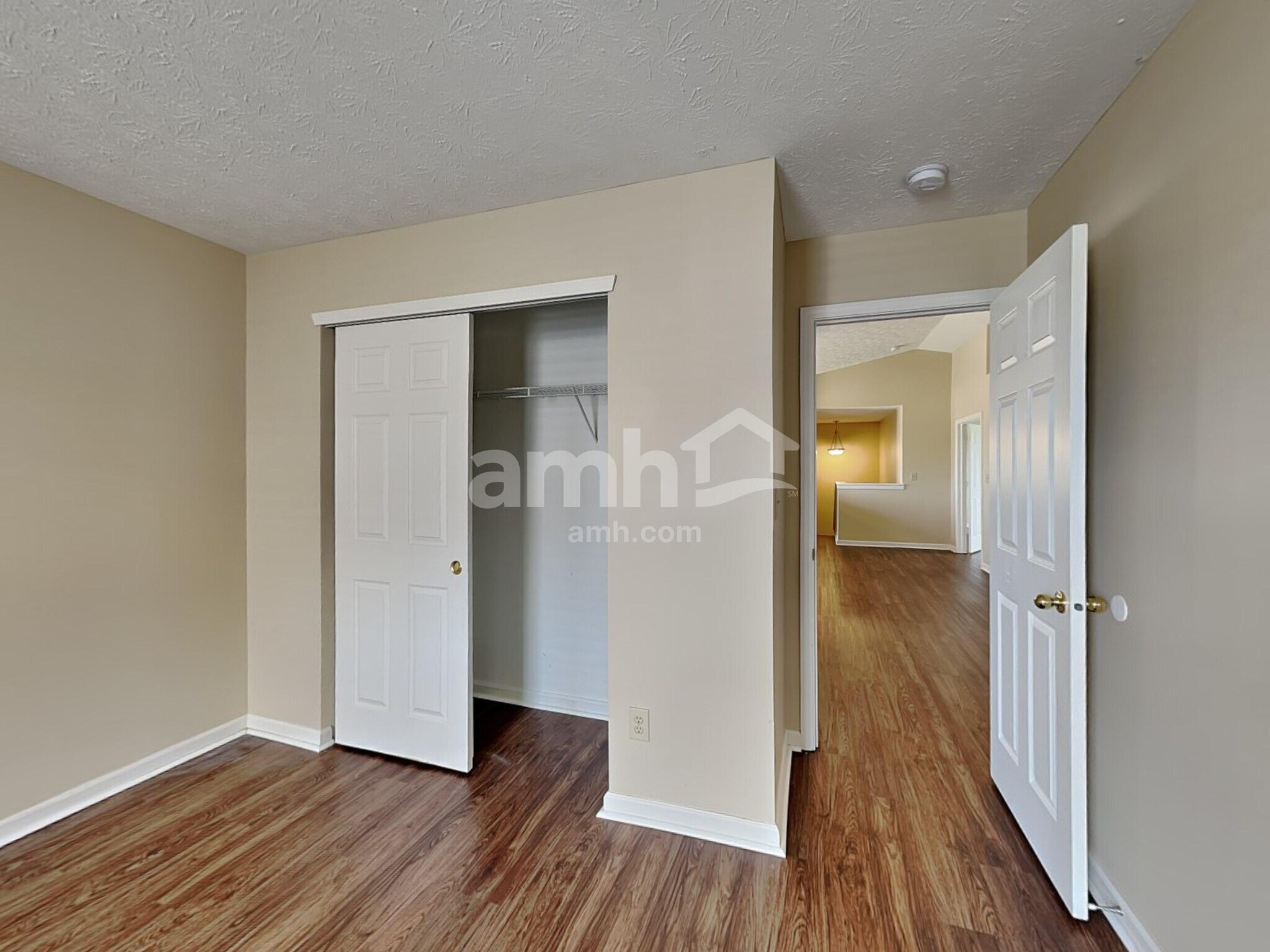 Building Photo - 12938 Dolphins Ln