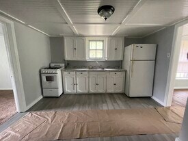 Building Photo - 250 S Dunbar Ln